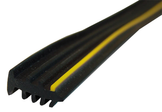 PVC BLACK WEDGE RUBBER 4.5MM YELLOW 200M